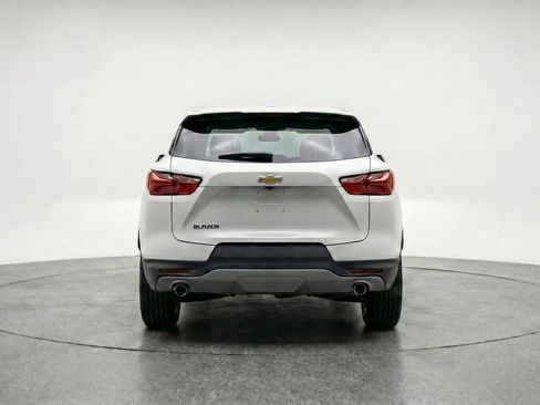 Used 2025 Chevrolet Blazer LT FWD image 6