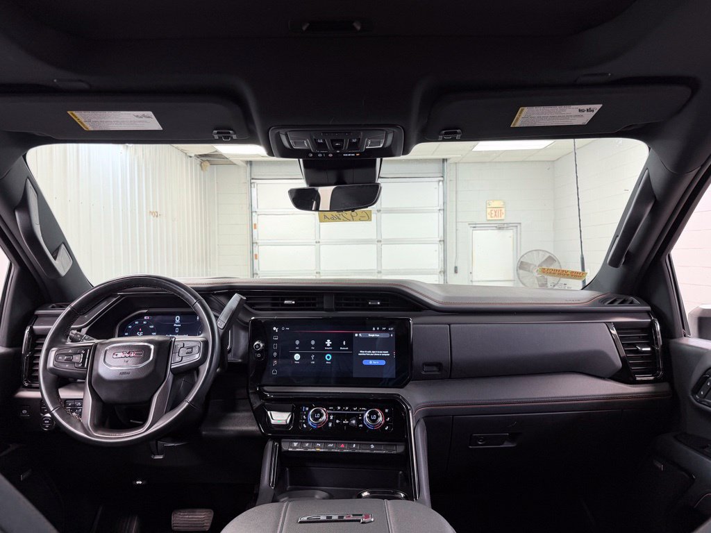 Used 2024 GMC Sierra 2500 AT4 w/ AT4 Premium Plus Package AWD/4WD image 29