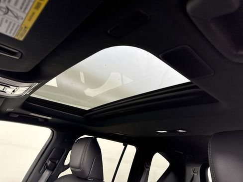 Certified 2025 Lexus LX 600 4WD w/ Interior Upgrade Package image 21