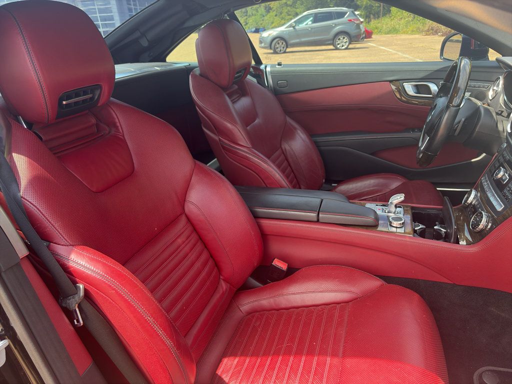 Used 2015 Mercedes-Benz SL 550 image 12