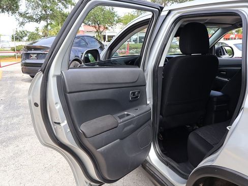 Used 2022 Mitsubishi Outlander Sport FWD image 19