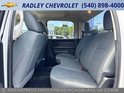Used 2015 RAM 2500 Tradesman w/ Chrome Appearance Group AWD/4WD image 11