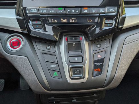 Used 2018 Honda Odyssey EX-L image 9