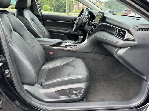 Used 2024 Toyota Camry XSE FWD image 14