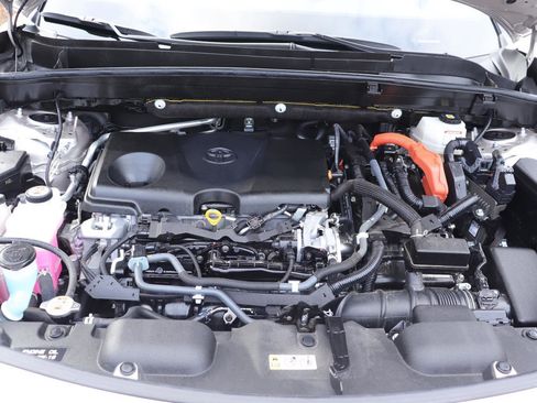 Used 2021 Toyota Venza Limited image 38