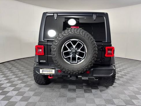 Used 2024 Jeep Wrangler Unlimited Rubicon w/ Technology Group AWD/4WD image 7