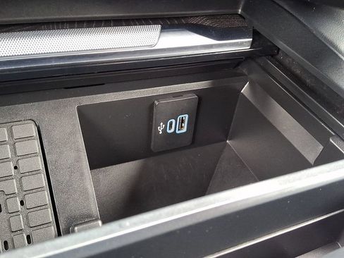 Certified 2025 Ford F450 Platinum AWD/4WD image 24