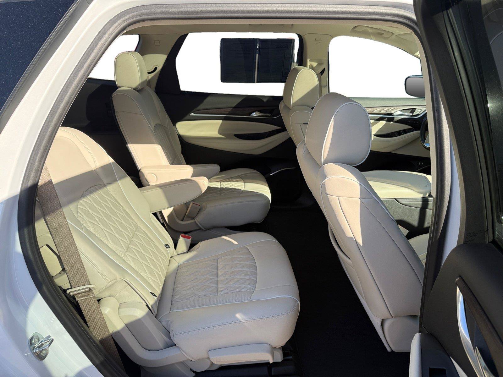 Used 2023 Buick Enclave Avenir w/ Trailering Package, 5000 lbs. AWD/4WD image 15