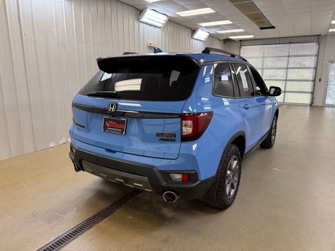 Used 2024 Honda Passport TrailSport image 5