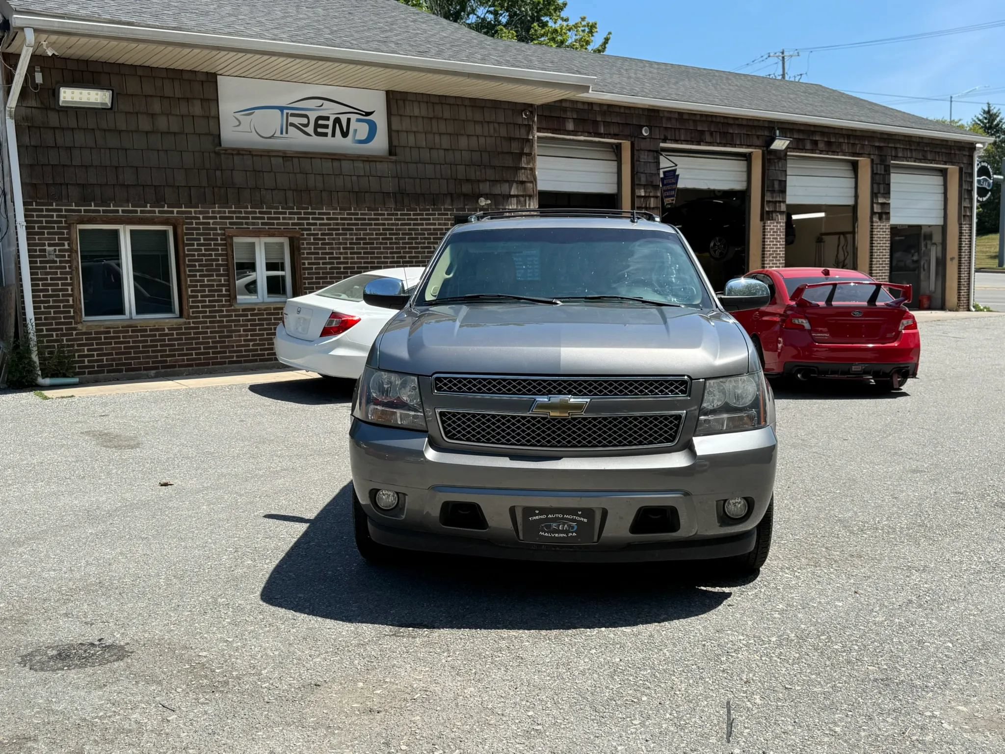 Used 2008 Chevrolet Avalanche LTZ w/ LTZ Preferred Equipment Group AWD/4WD image 2