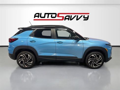 Used 2025 Chevrolet TrailBlazer RS w/ Convenience Package image 8