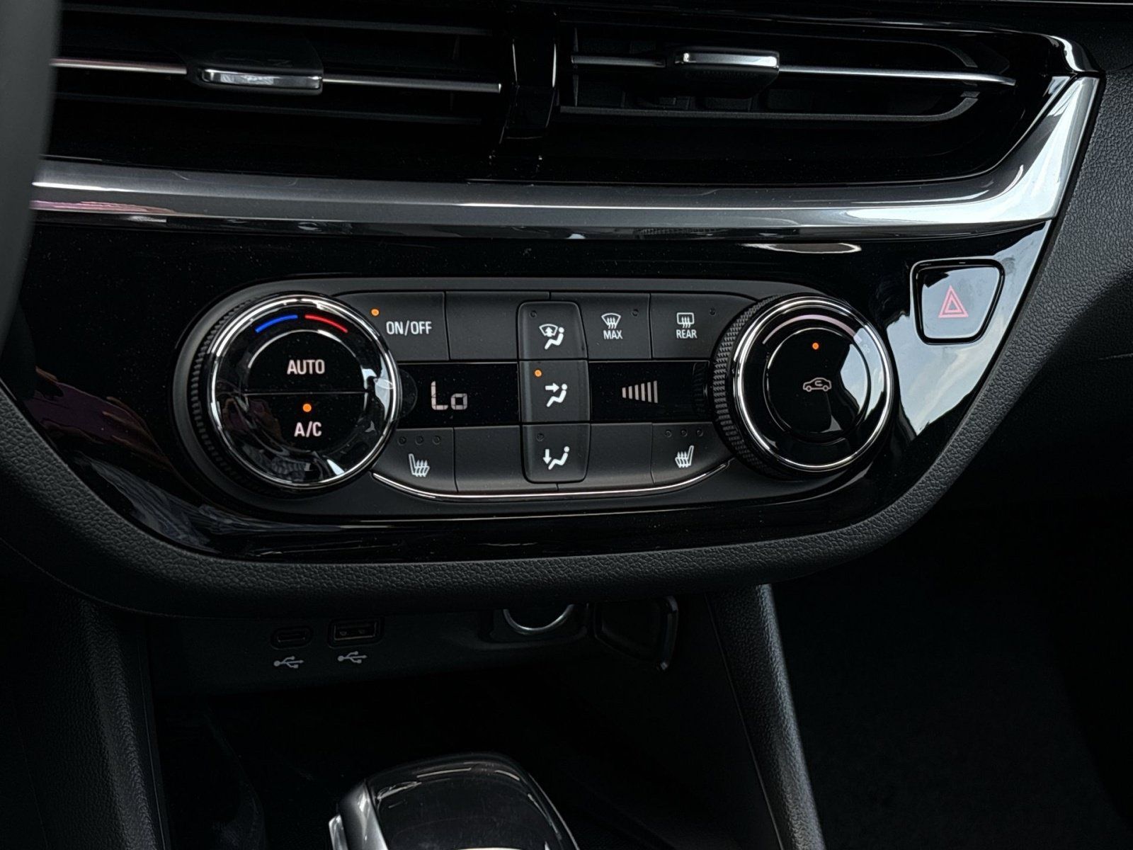 New 2026 Buick Envista Sport Touring w/ Convenience I Package FWD image 21
