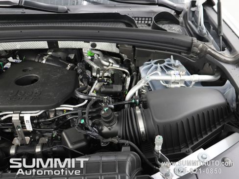 New 2026 Jeep Grand Cherokee Limited w/ Limited Altitude Package AWD/4WD image 19