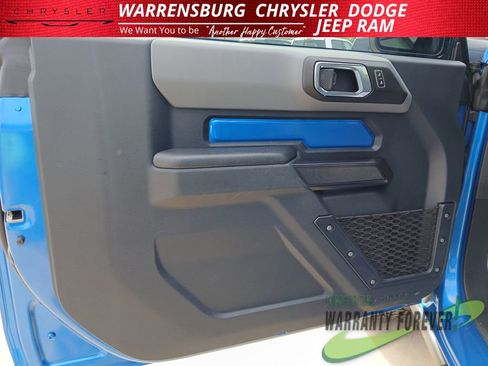 Used 2024 Ford Bronco Black Diamond image 12