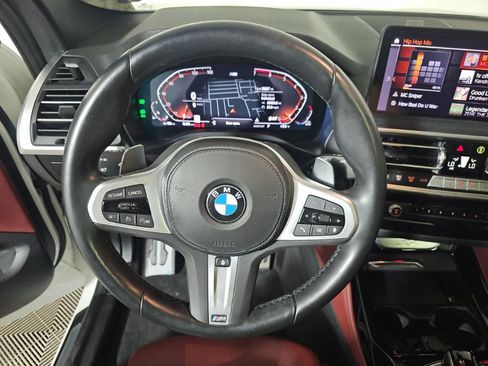 Used 2023 BMW X4 xDrive30i w/ M Sport Package AWD/4WD image 6
