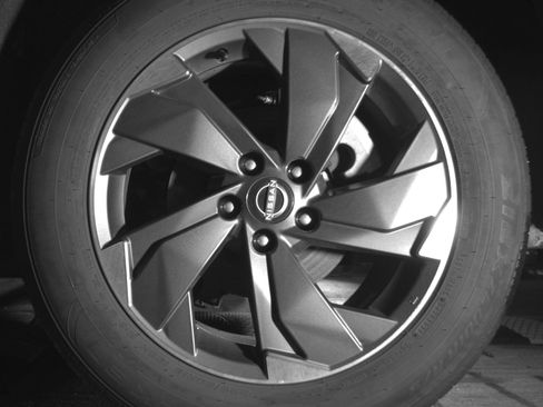 Used 2025 Nissan Rogue SV image 14