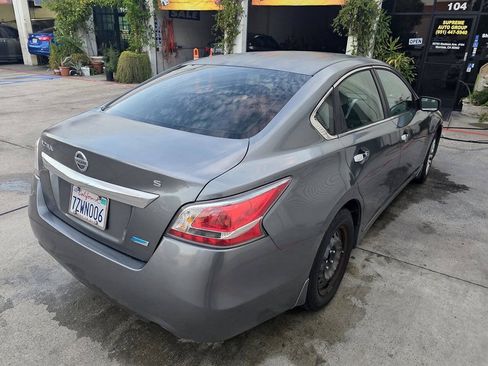 Used 2014 Nissan Altima 2.5 S FWD image 7