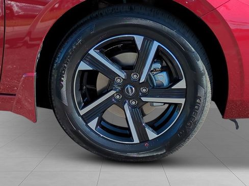 New 2025 Nissan Sentra SV w/ Trunk Package image 9