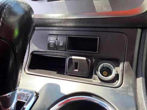 Used 2016 GMC Acadia SLE FWD image 38