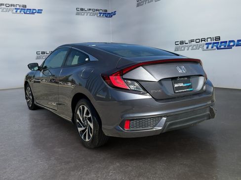 Used 2019 Honda Civic LX image 7