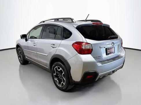 Used 2017 Subaru Crosstrek 2.0i Premium AWD/4WD image 5