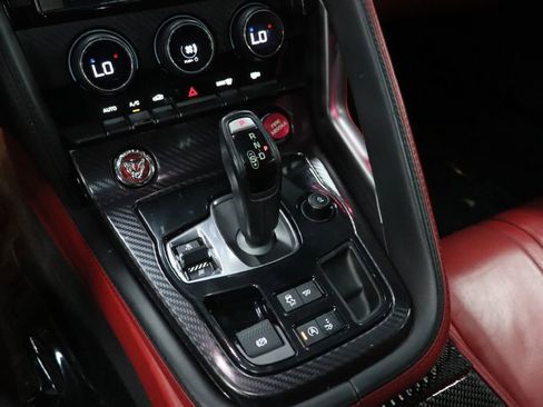 Used 2016 Jaguar F-TYPE R image 23