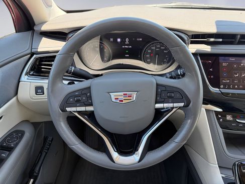 Certified 2024 Cadillac XT6 Premium Luxury w/ Technology Package AWD/4WD image 21