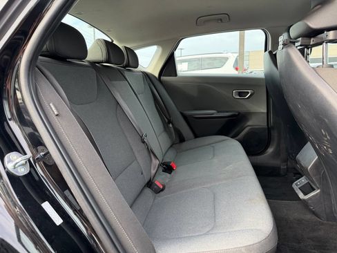 Certified 2025 Kia K4 FWD image 27