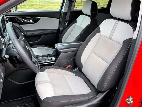 Used 2023 Chevrolet Blazer LT w/ Convenience Package FWD image 23