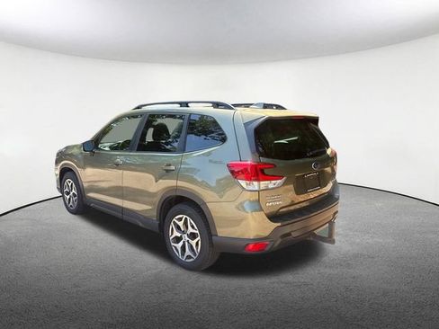 Certified 2023 Subaru Forester Premium AWD/4WD image 32