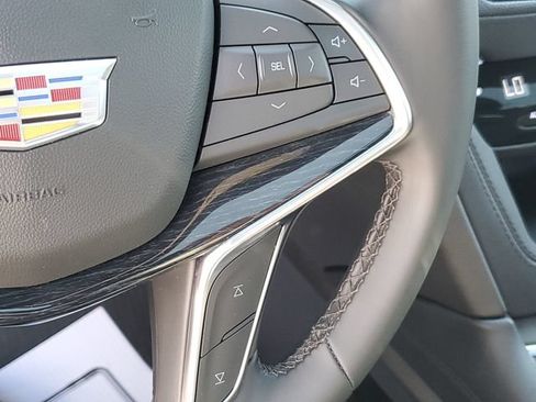 Certified 2025 Cadillac XT5 Premium Luxury w/ LPO, Floor Liner Package AWD/4WD image 12