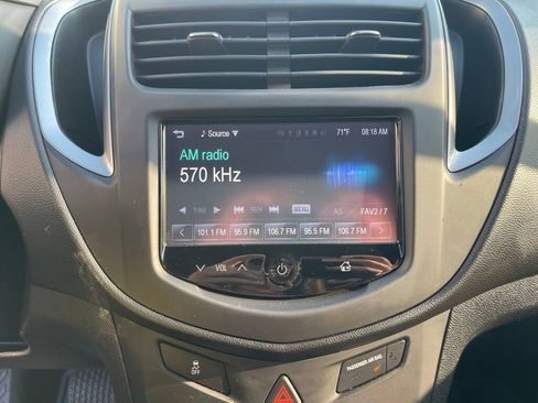 Used 2016 Chevrolet Trax LS w/ LPO, Protection Package FWD image 10