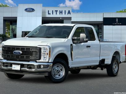 New 2025 Ford F250 XL w/ XL Chrome Package