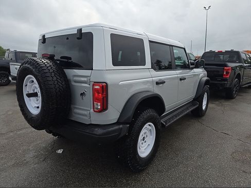 Used 2026 Ford Bronco Heritage Edition AWD/4WD image 2