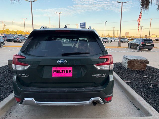 Used 2024 Subaru Forester Touring w/ Convenience Package AWD/4WD image 17