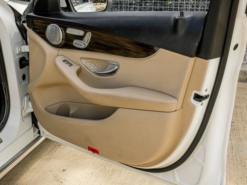 Used 2018 Mercedes-Benz C 300 Sedan w/ Multimedia Package image 44