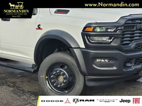 New 2026 RAM 5500 Tradesman AWD/4WD image 3