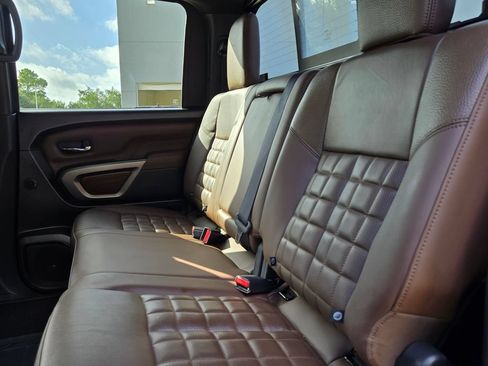 Used 2023 Nissan Titan Platinum Reserve w/ Moonroof Package AWD/4WD image 27