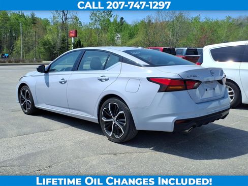 Used 2024 Nissan Altima 2.5 SR FWD image 7