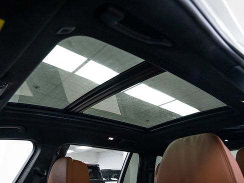 Used 2023 BMW X7 M60i w/ Executive Package image 16