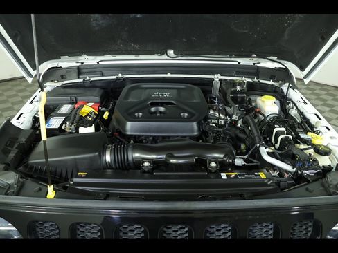 Used 2021 Jeep Wrangler Unlimited Sport image 16