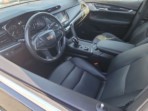 Certified 2023 Cadillac XT5 Premium Luxury image 10