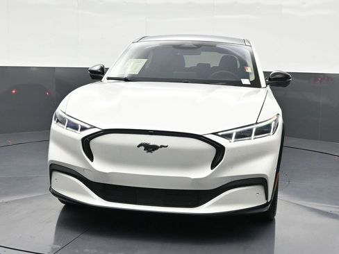 Used 2023 Ford Mustang Mach-E Premium image 9