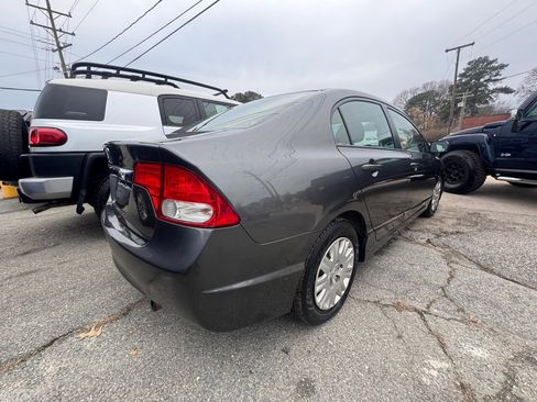 Used 2010 Honda Civic DX-VP image 5