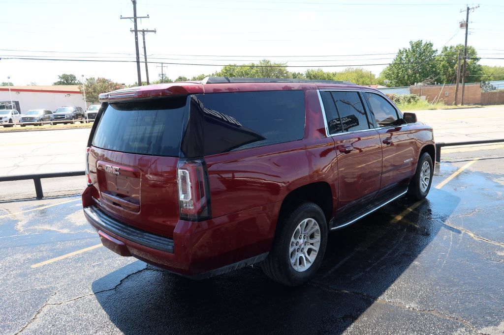 Used 2017 GMC Yukon XL SLT w/ Open Road Package AWD/4WD image 4