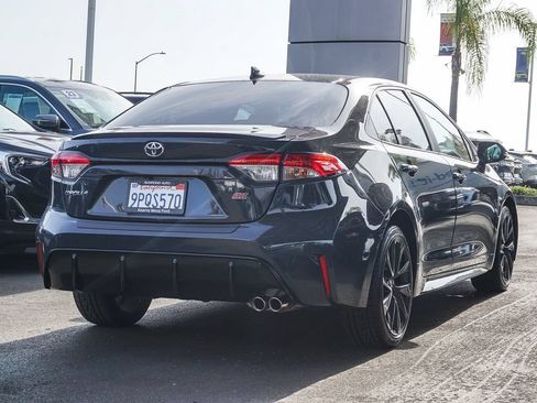 Used 2023 Toyota Corolla SE w/ SE Premium Package FWD image 7