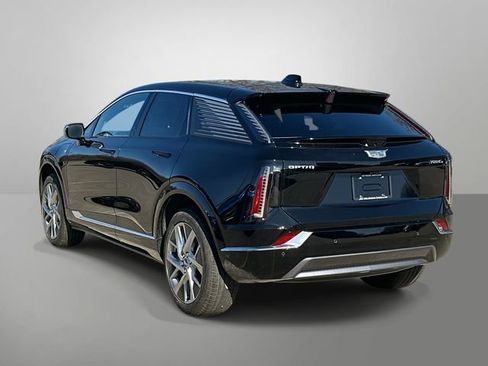 New 2026 Cadillac Optiq Luxury 1 image 16