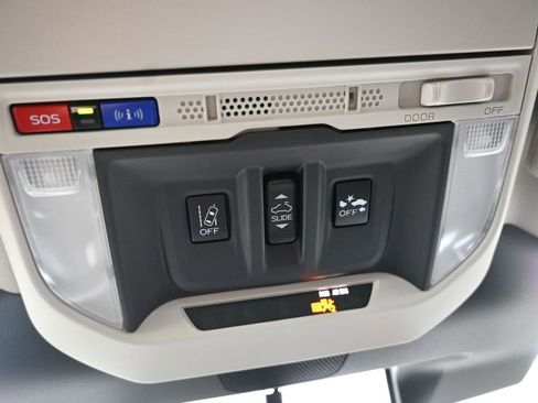 Certified 2023 Subaru Forester Premium image 39