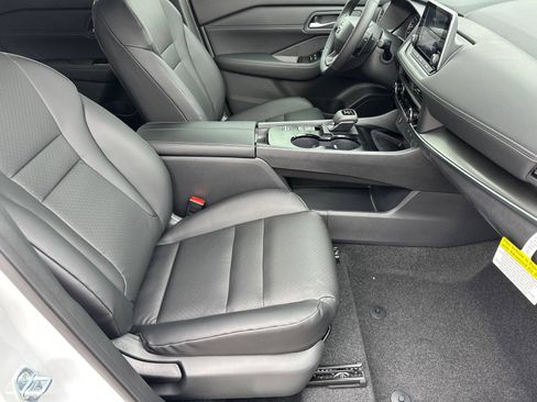 New 2026 Nissan Rogue Dark Armor FWD image 13