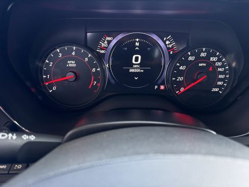 Used 2021 Chevrolet Camaro SS image 30